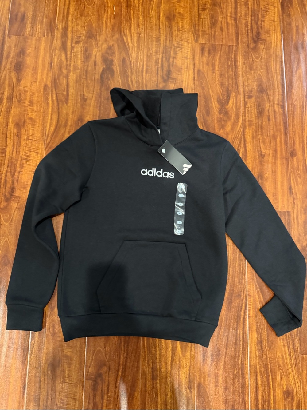 Adidas NWT hooded sweatshirt with logo boys size Large 14/16